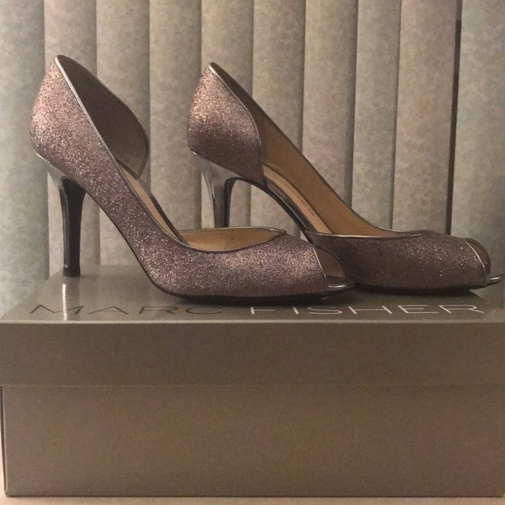 Dazzling Marc Fischer Pumps!👠👠👠